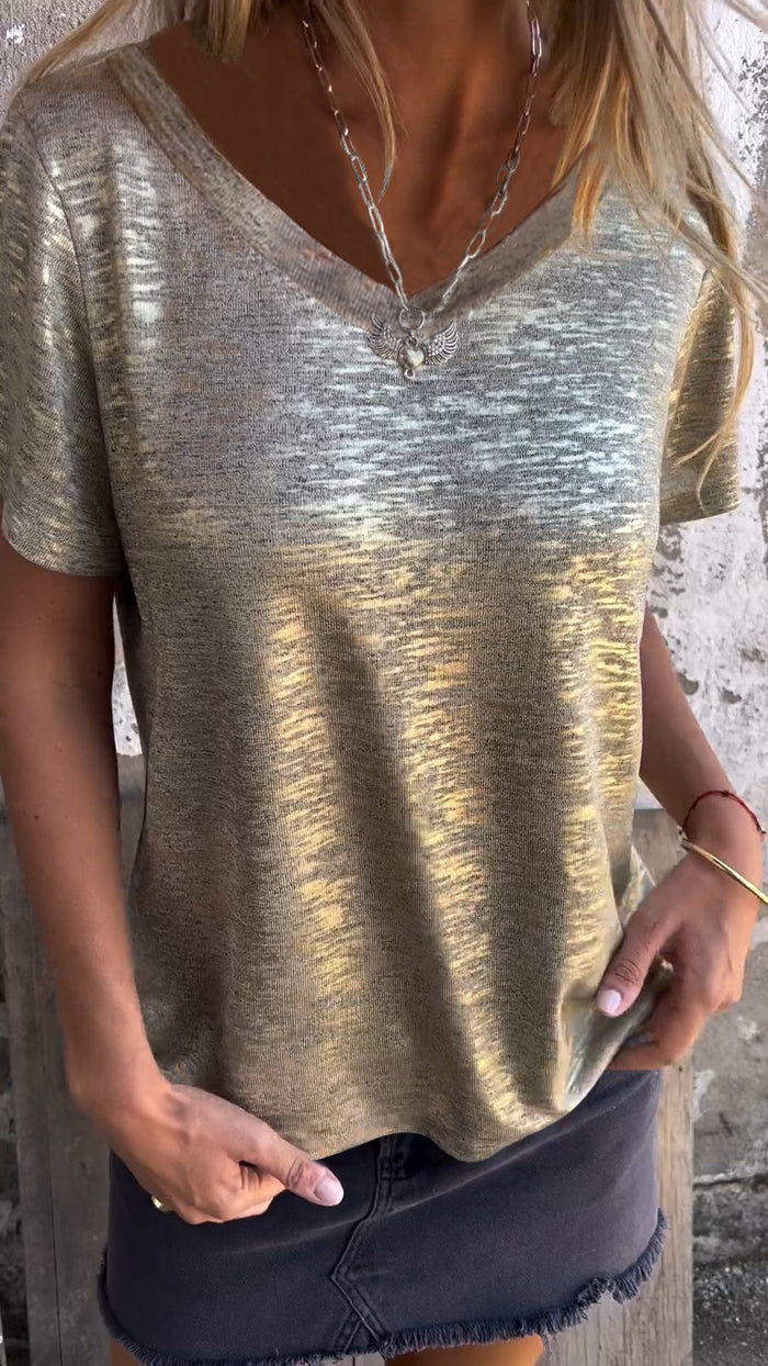 Ultra-light and stylish T-shirt for everyday comfort