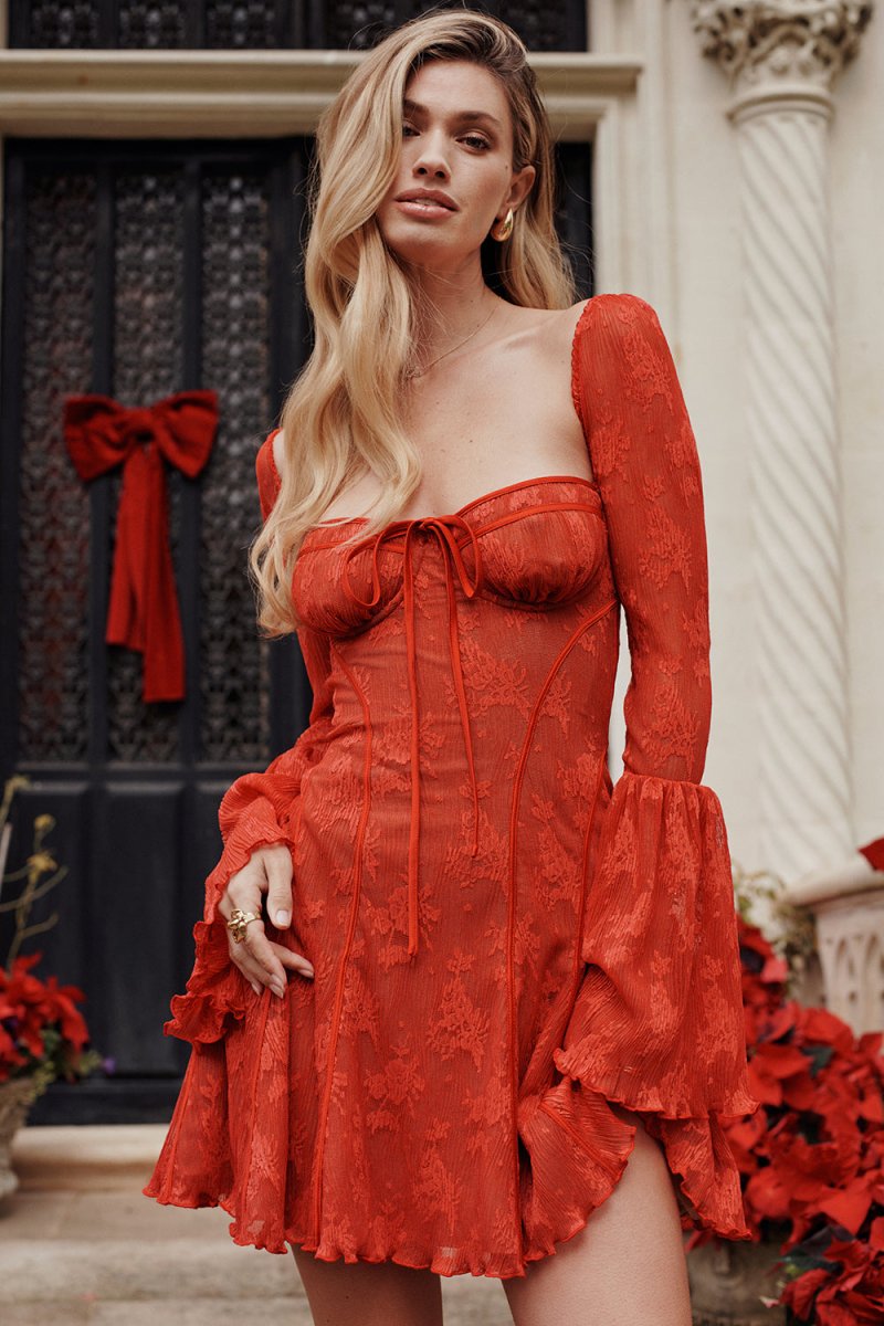 Vestido corset de encaje vintage para una silueta elegante